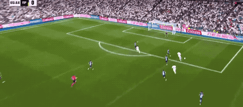 上赛季仅仅, 周中欧冠, 半场结束